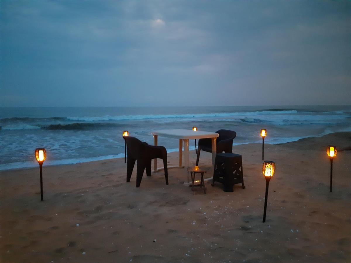 The Camp Club Beach Villa Payyannur エクステリア 写真